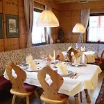 Xander Hotel