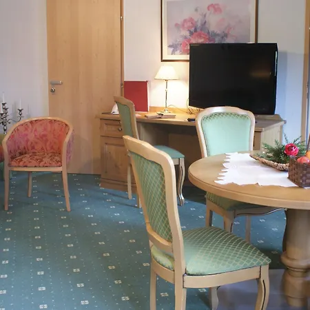 Xander Hotel 4*