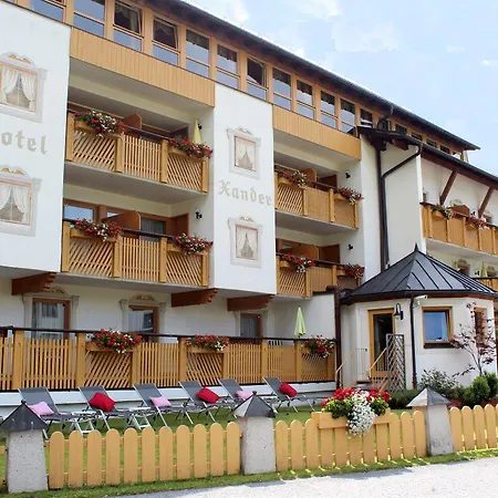 Xander Hotel
