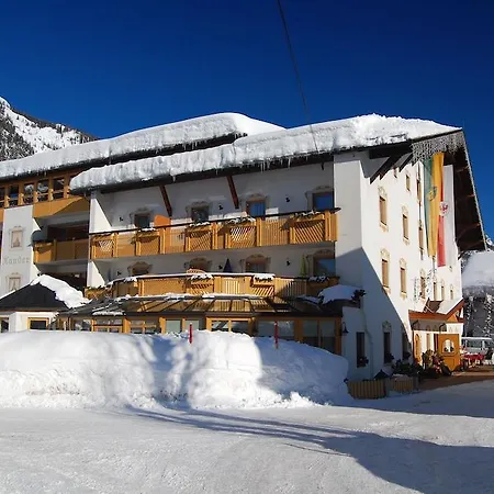 Xander Hotel 4*