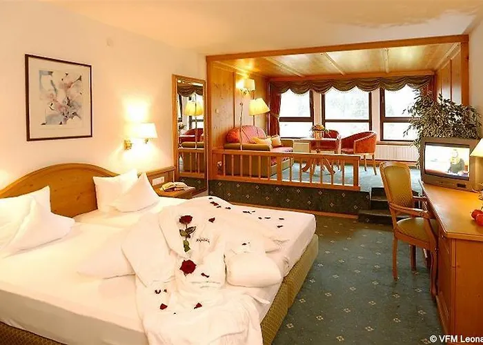 Xander 4* لوتاش