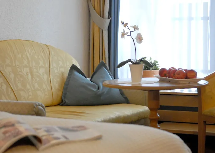 Xander Отель Лойташ